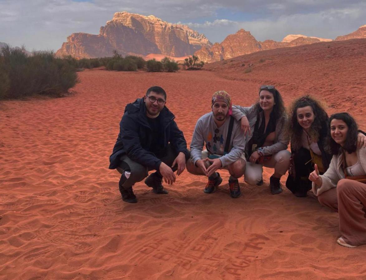 Wadi Rum Meteorite Camp Esterno foto